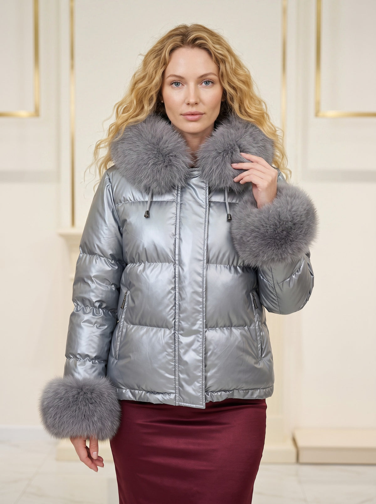 Puffer jakna s krznenom kapuljačom – Srebrna – detalj