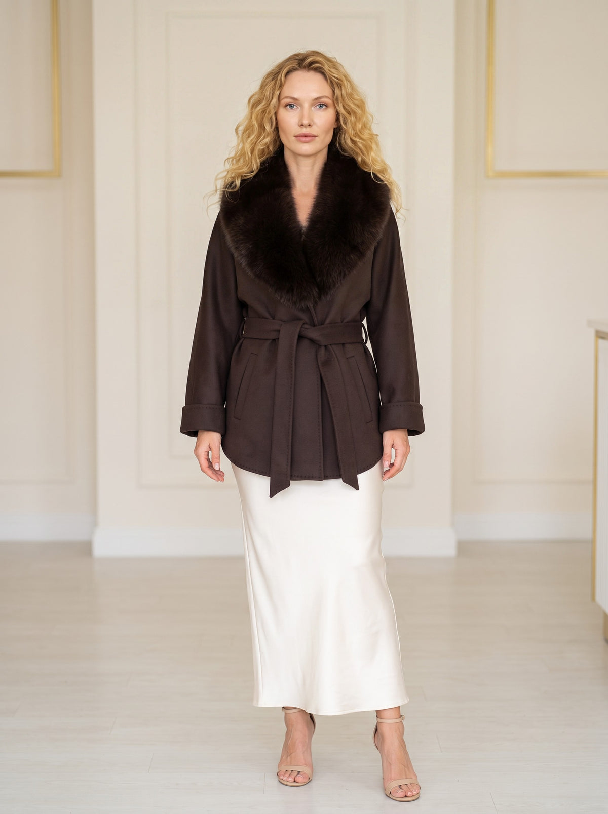 Kratki vuneni kimono kaput – Tamnosmeđa – sprijeda