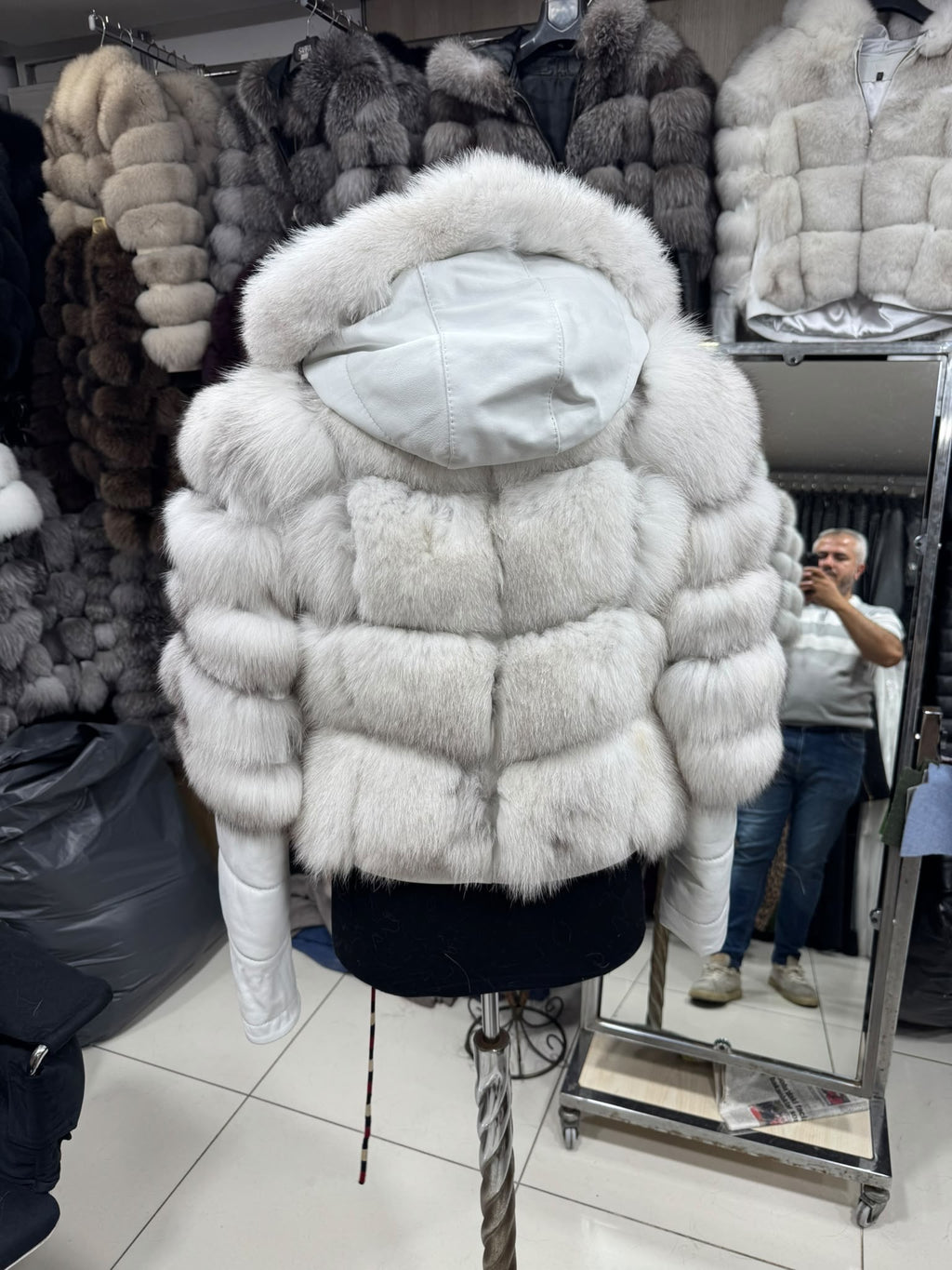 Krznena bomber jakna s kapuljačom – Bijela – original