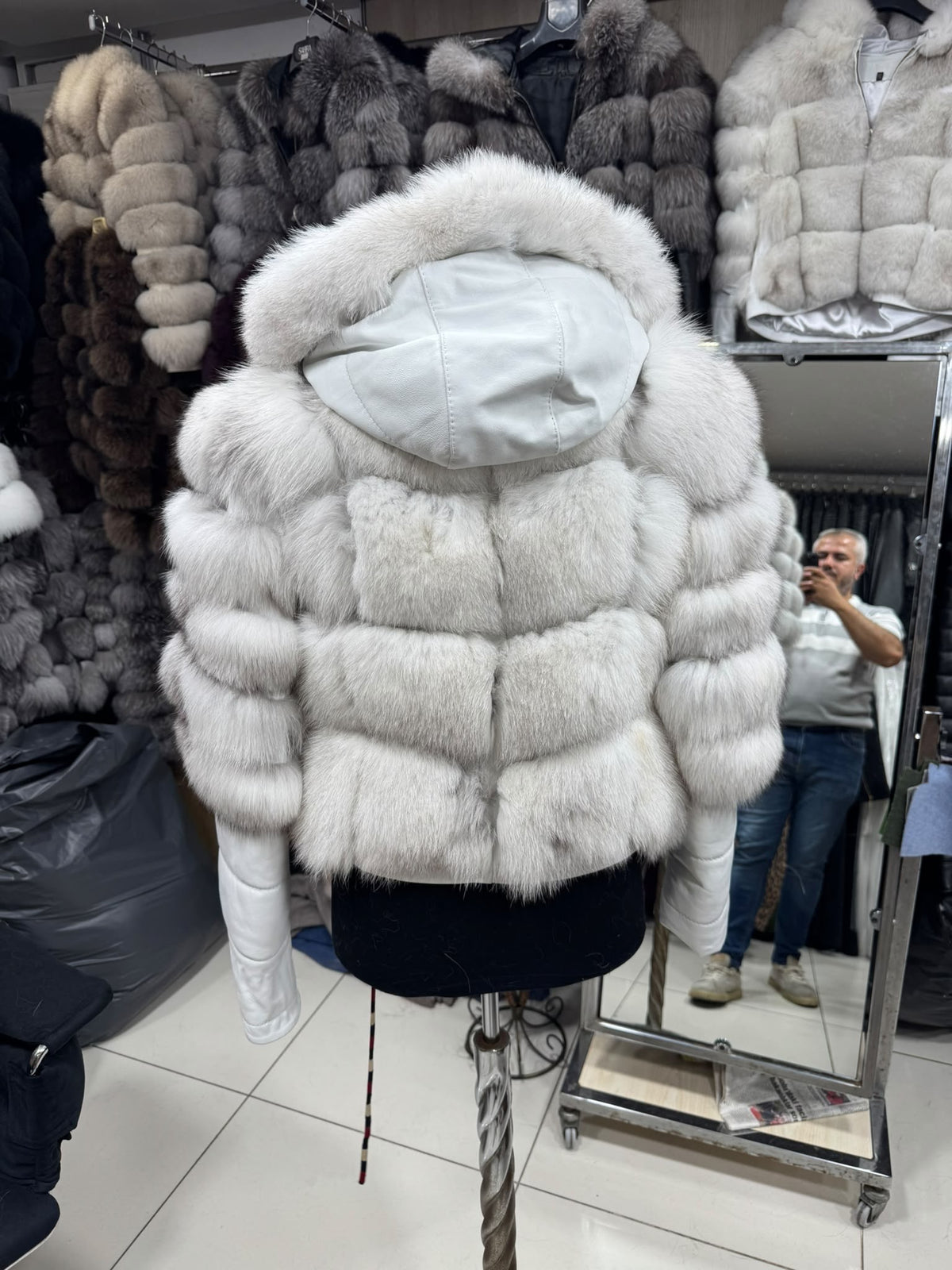 Krznena bomber jakna s kapuljačom – Bijela – original