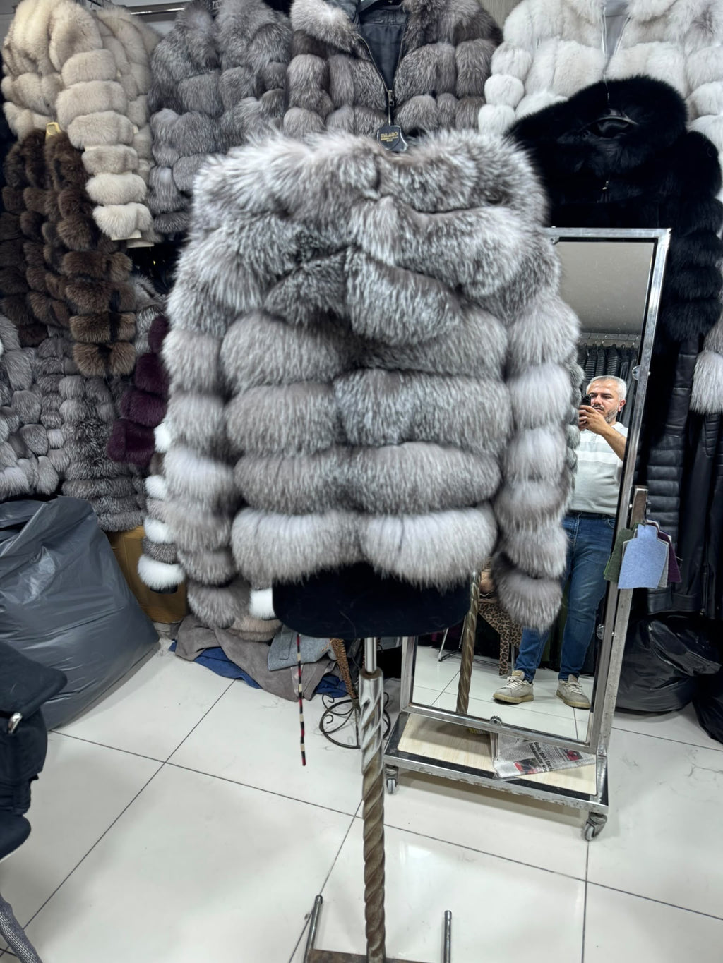 Krznena bomber jakna s kapuljačom – Srebrna lisica – original