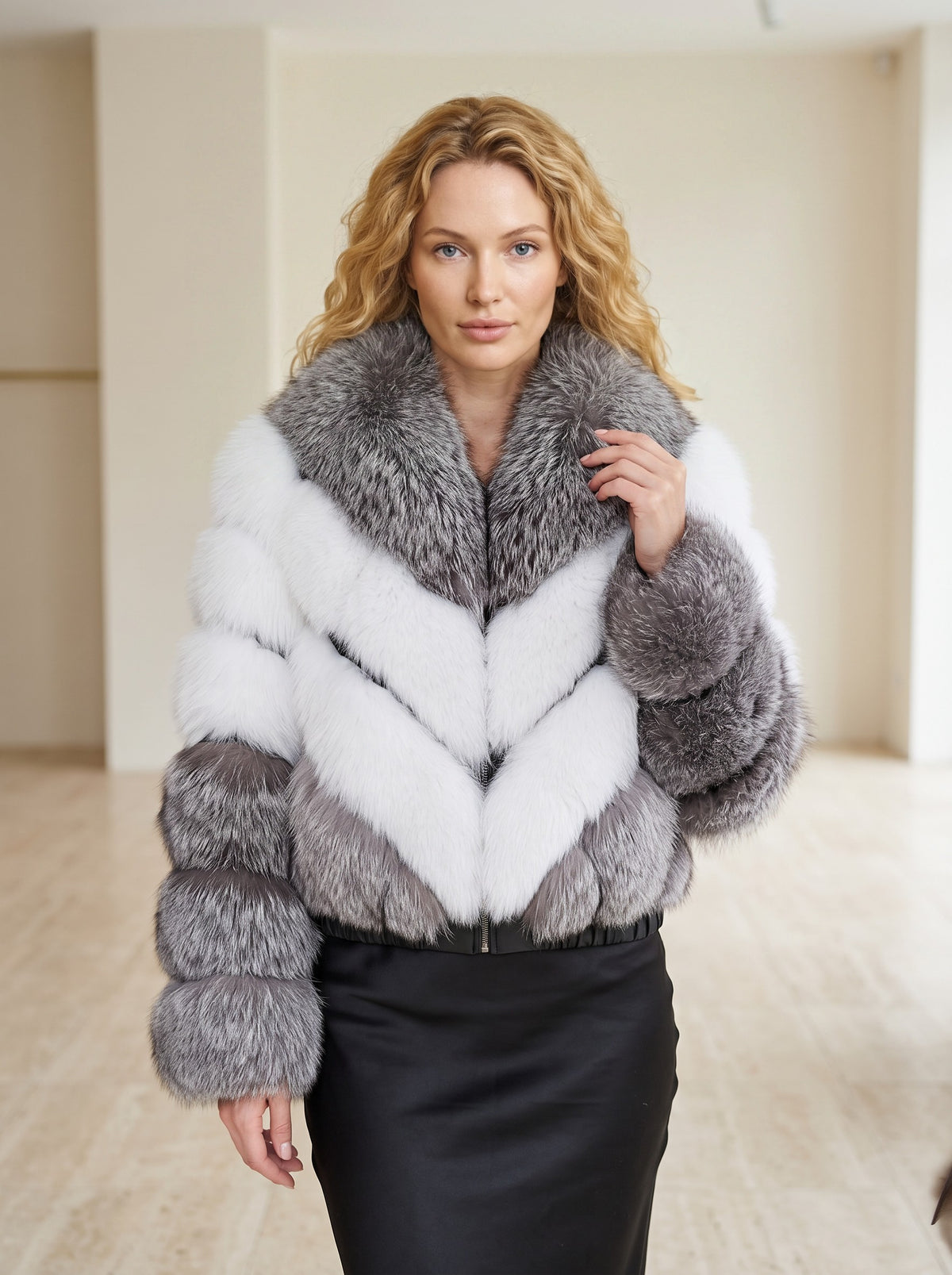 Krznena bomber jakna s V uzorkom – Bijelo-srebrna – detalj